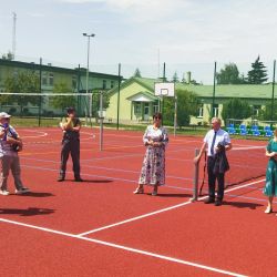 Boiska przy Zespole Szkół w Osieku nad Wisłą.